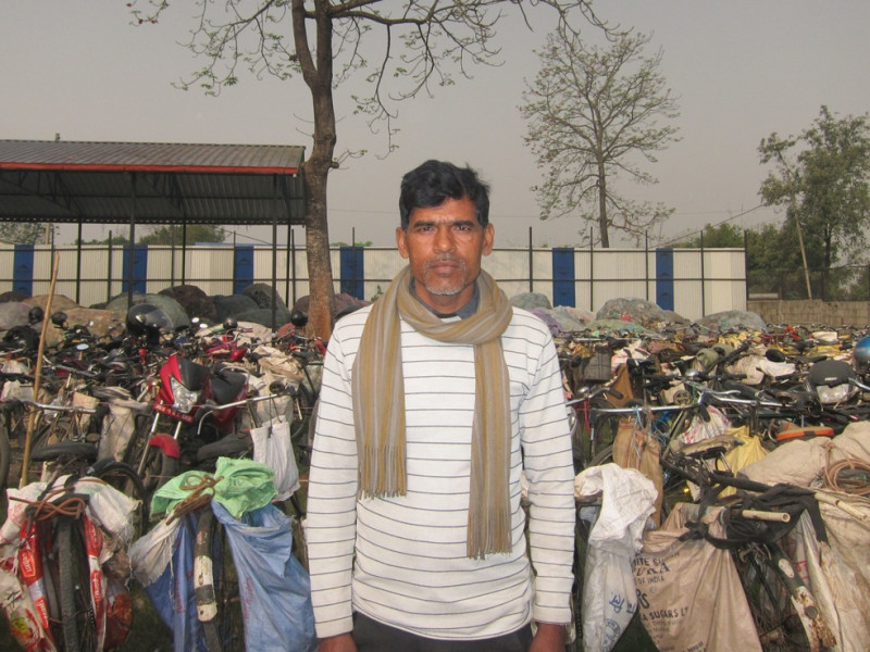 जो कवाडी बेचेर छोरालाई चार्टर्ड एकाउन्टेन्ट पढाउँदै छन्